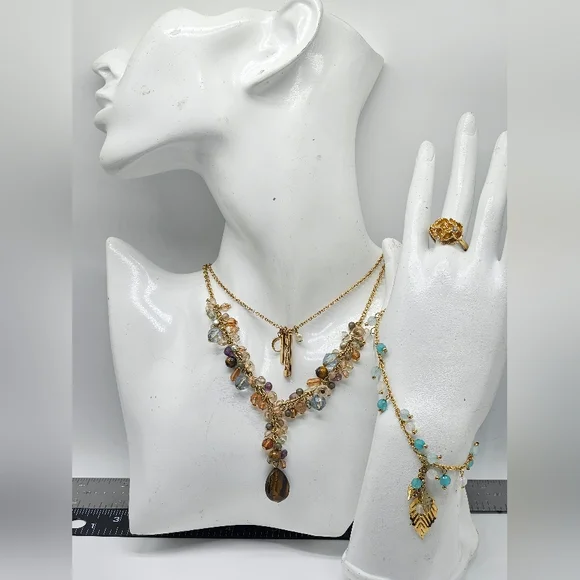 VTG AVON Mix Variety Collection Gold Tone Lot Necklace Bracelet Ring SIGNED Gems - Picture 10 of 16